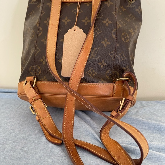 Louis Vuitton Montsouris MM Backback Monogram main image 10